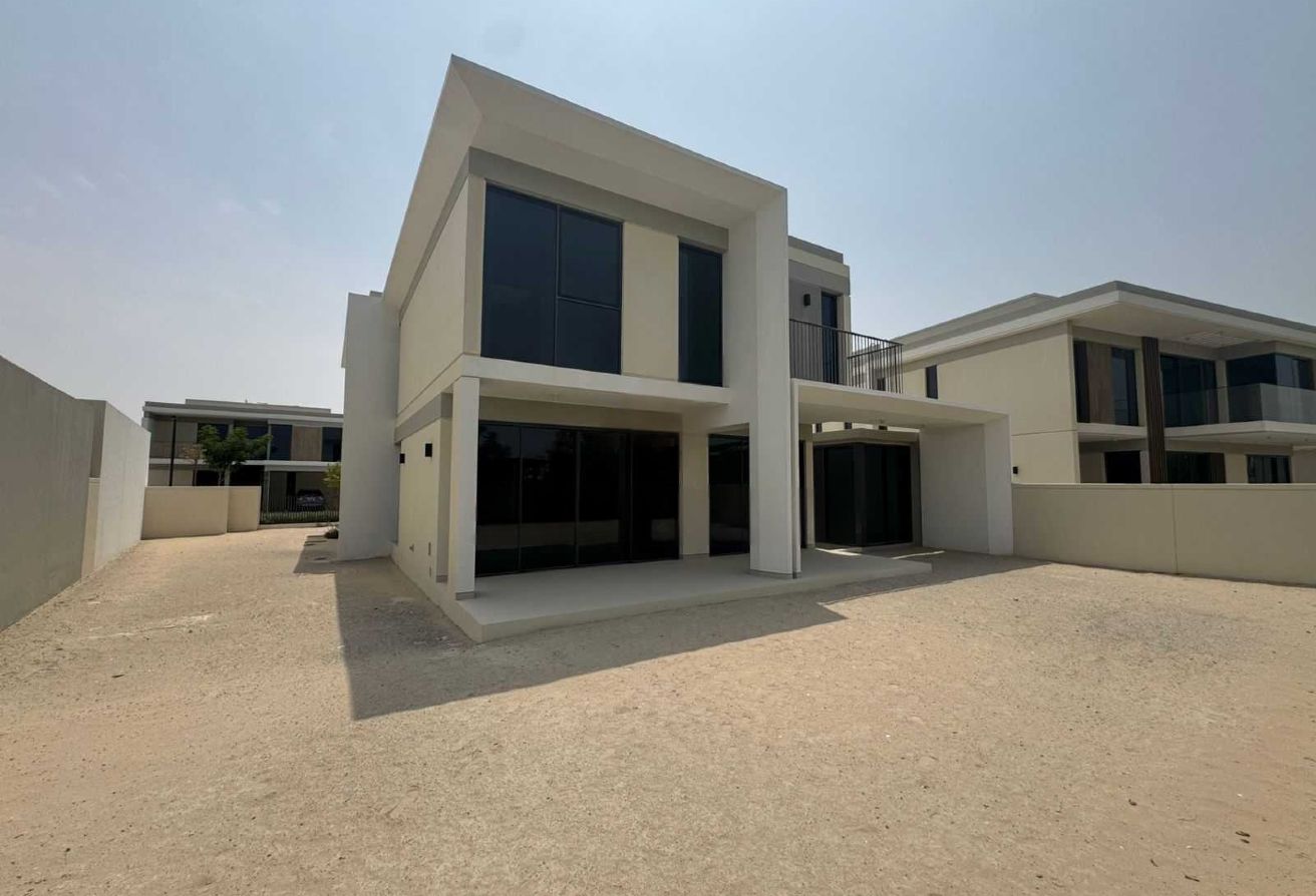 Expansive Compound | Prime Location Opposite Park