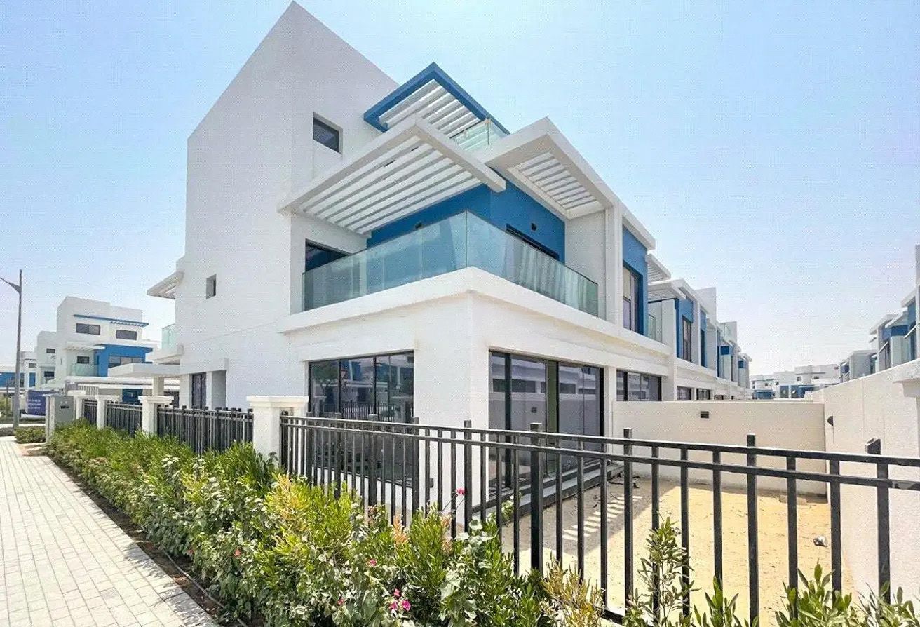 Corner Villa | Spacious Layout | Bright Home